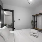 8, Nilie Hospitality Mgmt סלוניקי