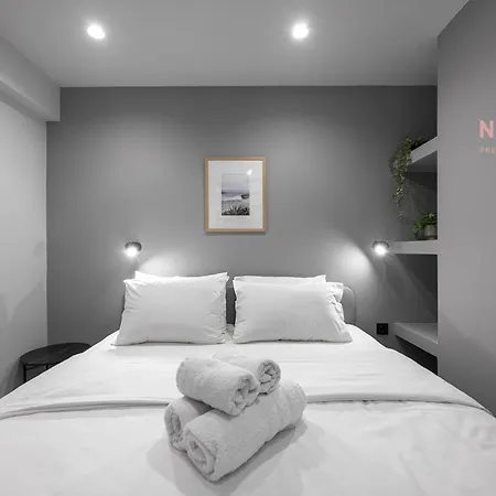 8, Nilie Hospitality Mgmt アパート *