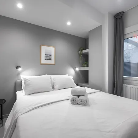 8, Nilie Hospitality Mgmt * テッサロニキ