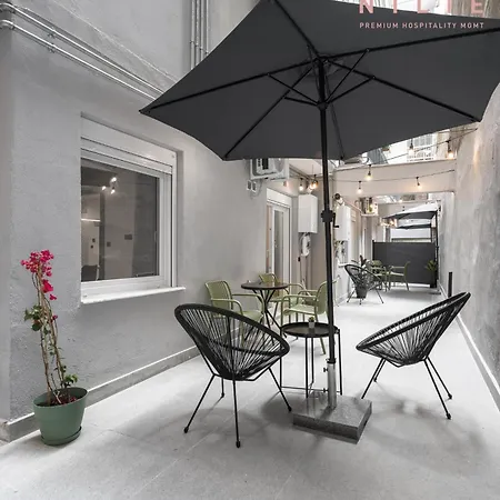 8, Nilie Hospitality Mgmt アパート テッサロニキ