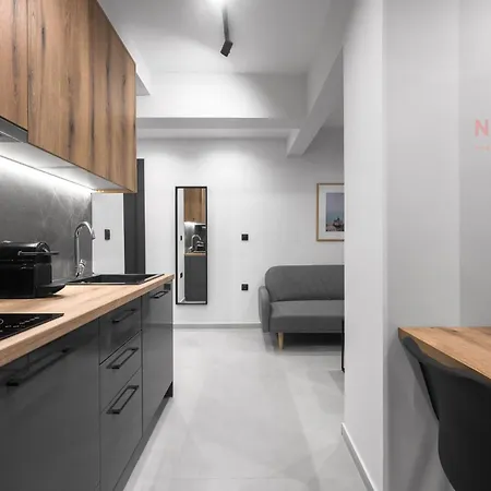 8, Nilie Hospitality Mgmt テッサロニキ