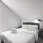 8, Nilie Hospitality Mgmt Apartamento *