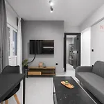8, Nilie Hospitality Mgmt *